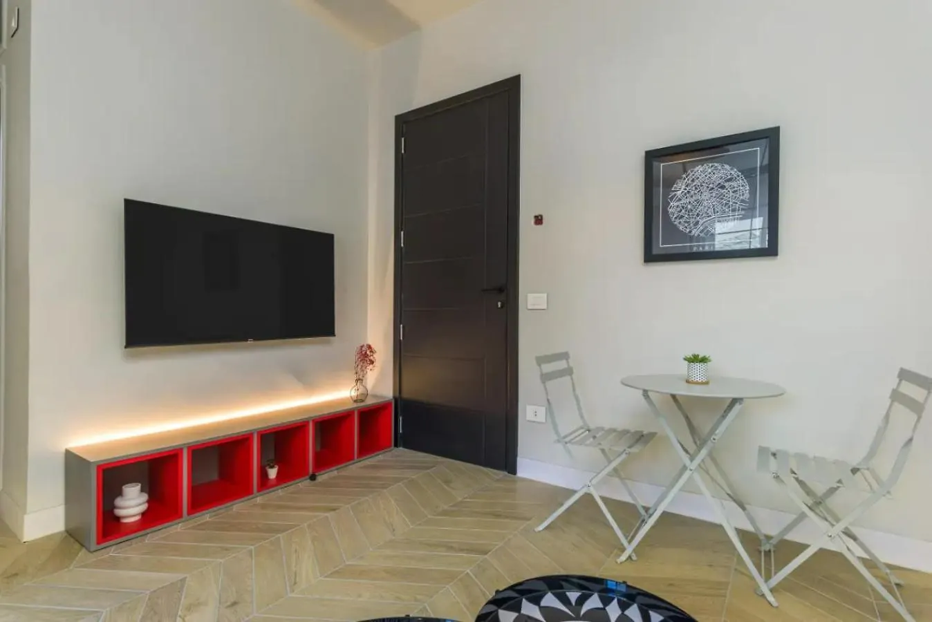 Paris 1Br Gemmayze Al Mudawwar
